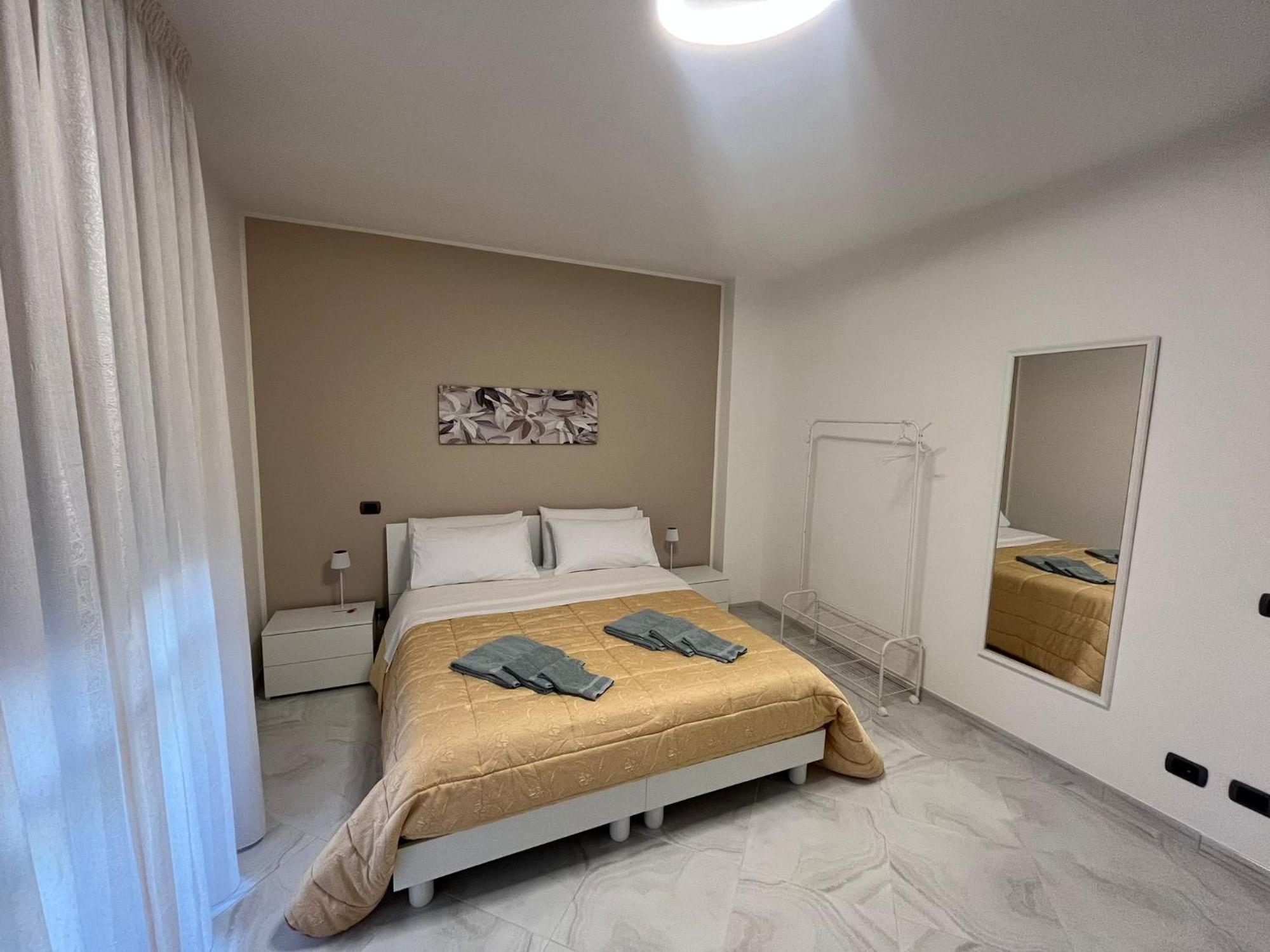 A Casa Di Chiara Apartment Lecce Exterior foto